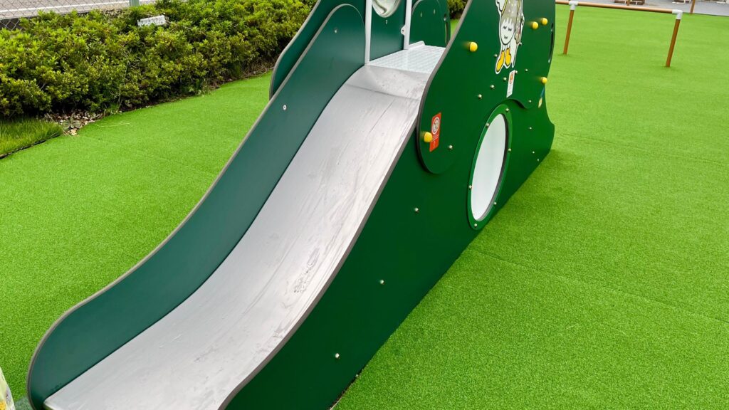 にじいろひろば