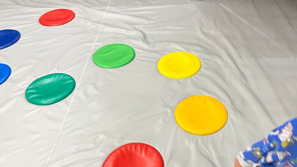 屋内ネット遊具