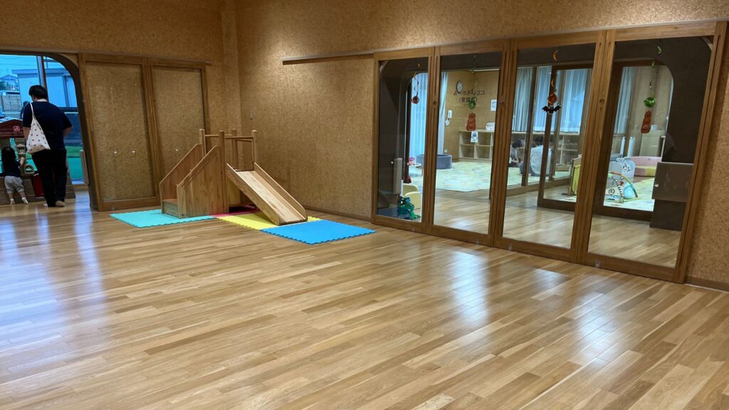 アカリエ　こどもホーム