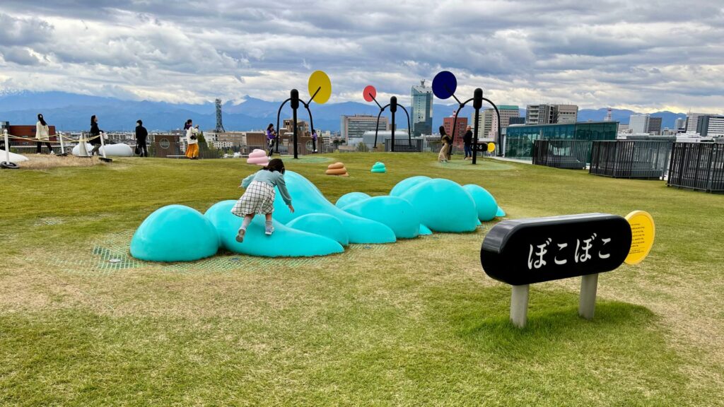 オノマトペの屋上