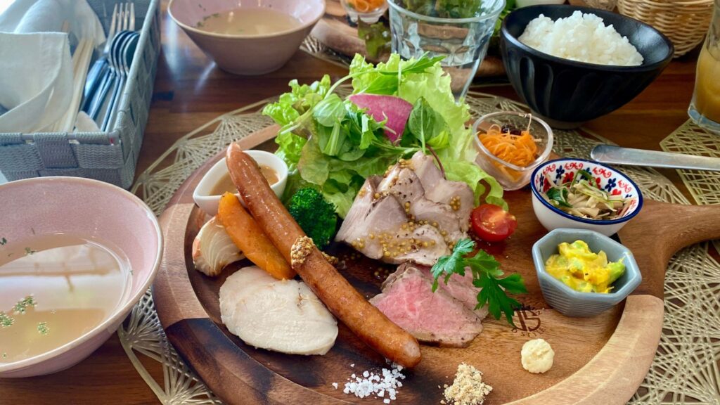 ニクエデン　ランチ