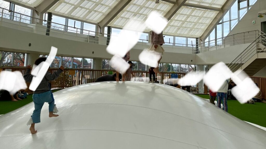 おとぎの森公園　ふわふわドーム